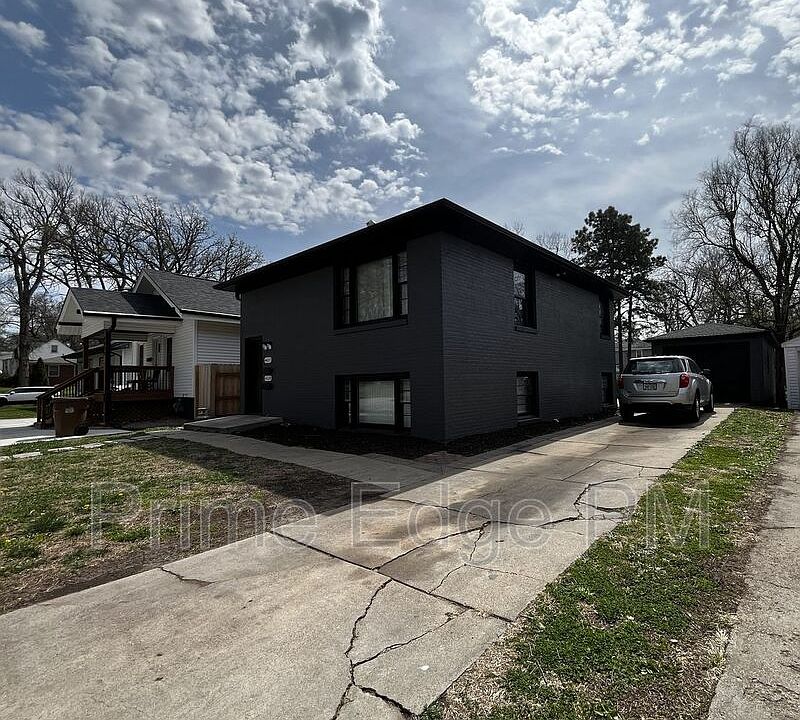 1st image of 4027 F St #4029