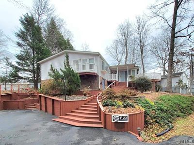 39 Fish Trl, Bracey, VA, 23919