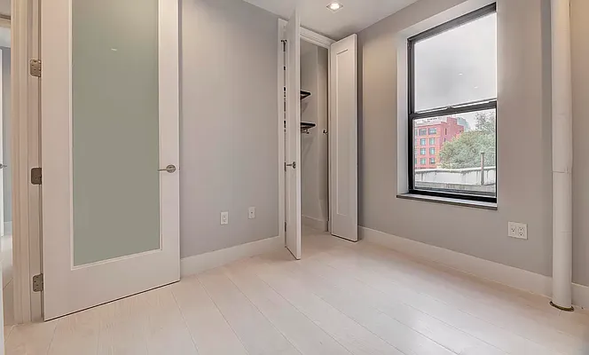 Rented by REAL New York | media 12