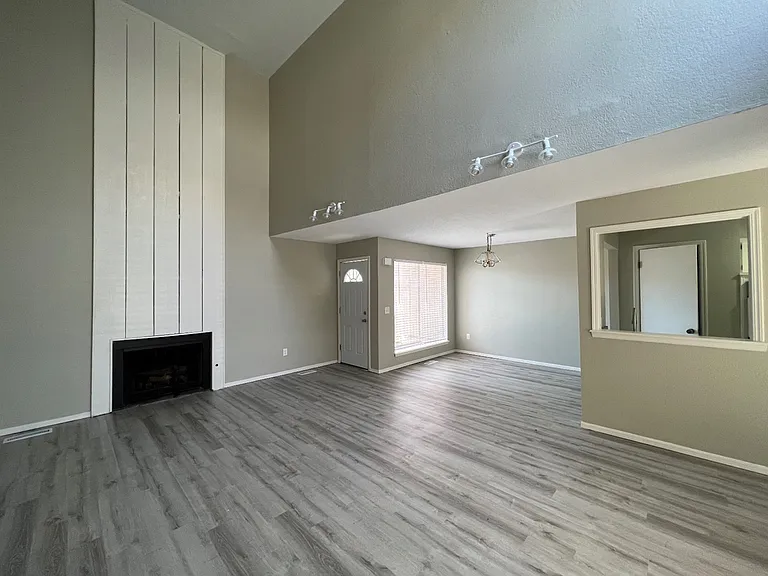 1902 Three Stars Rd — Photo 10
