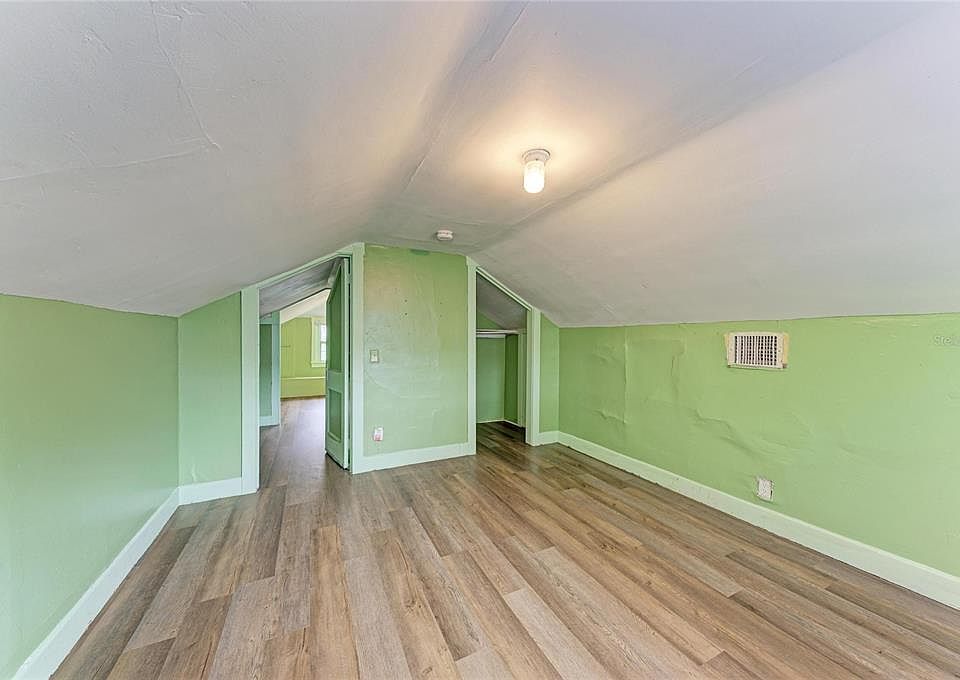 40th image of 1005 16TH AVENUE S