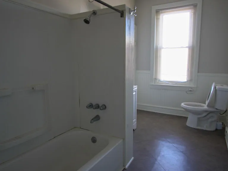1900 S 18th St #3 — Photo 14