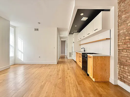 Rented by ERNY LLC | media 2