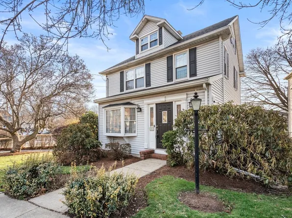 293 Lexington St, Watertown, MA 02472