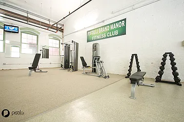 Rented by Pistilli Realty Group