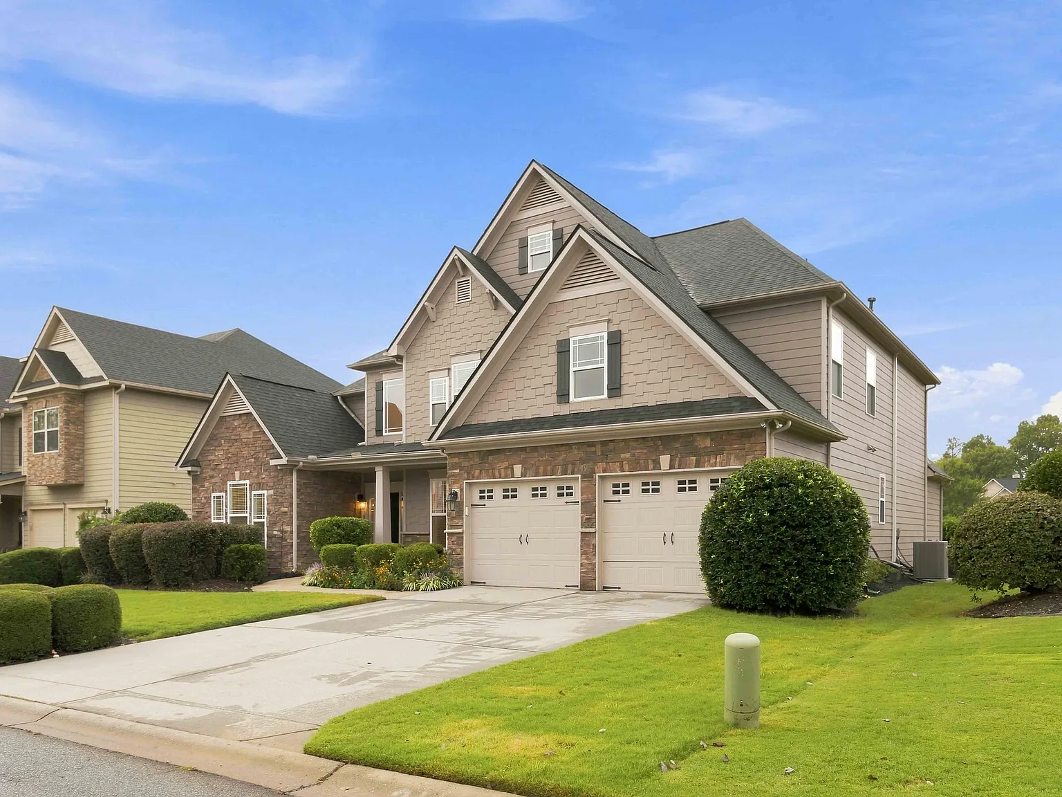 4 bed, 3753 sqft, $2,995 — Photo 3