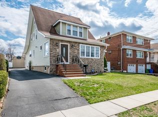 108 E Gibbons St, Linden, NJ 07036