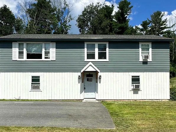 8 Haverhill Road, Windham, NH 03087