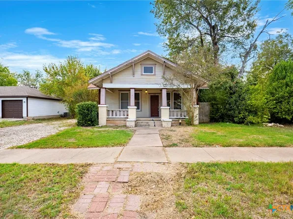 413 Fowzer St, Taylor, TX 76574
