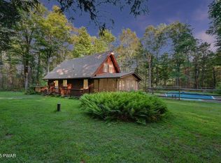 43 S Turnpike Rd, Newfoundland, PA 18445