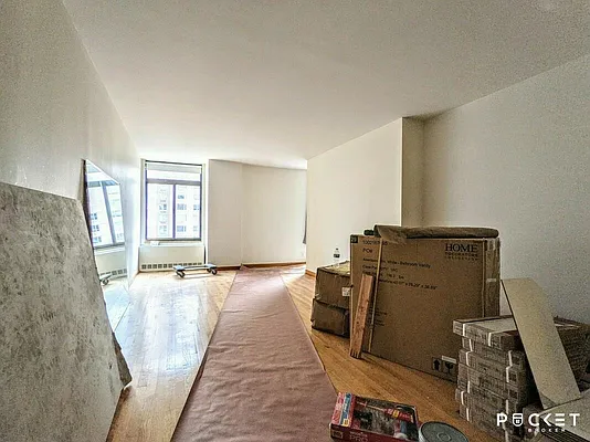 Rented by PocketBroker Inc | media 14