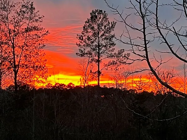 194 Sugar Loaf Rd, Troy, NC 27371