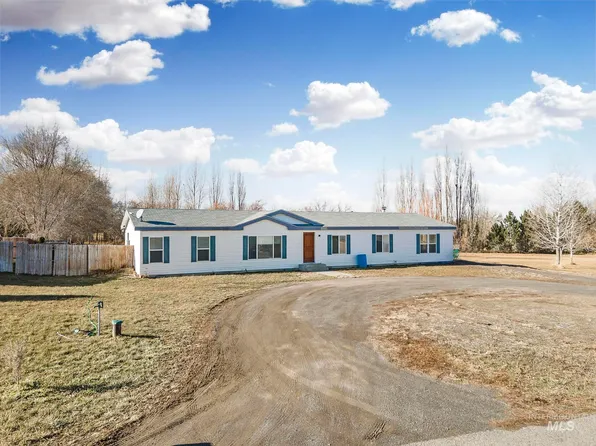 3863 N 2445 E, Filer, ID 83328