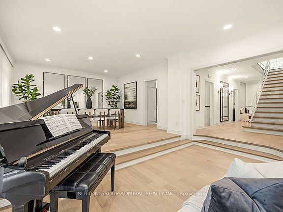 4th image of 254 Forest Hill Rd