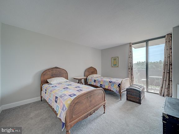 5th image of 6100 Westchester Park Dr APT 804