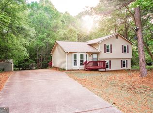 180 Beverly Park Ct, Newnan, GA 30263