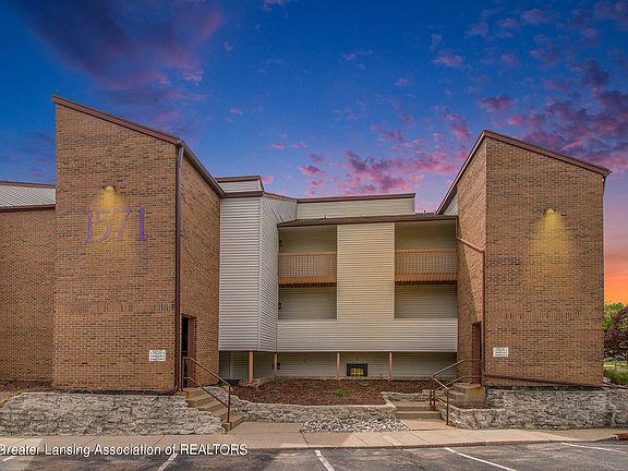 2nd image of 1571 W Pond Dr APT 22
