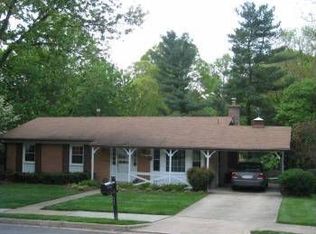521 Heritage Ln NW, Vienna, VA 22180