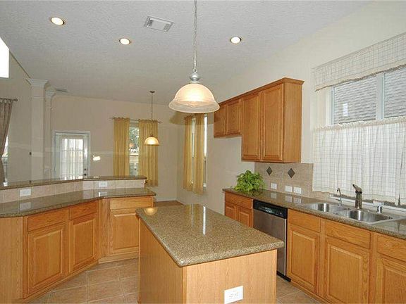 5th image of 5603 Magnolia Greens Ln