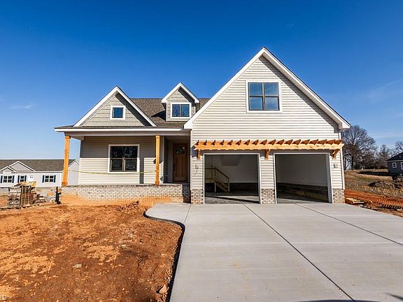 3rd image of 1375 Purcell Rd