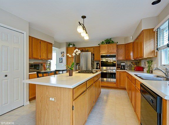 5th image of 1023 Cormar Dr