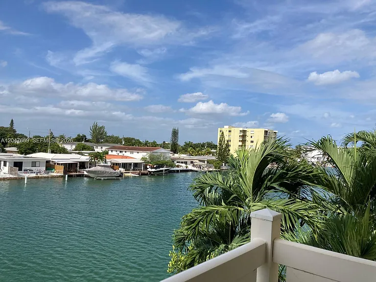 7900 Tatum Waterway Dr #305 — Photo 29