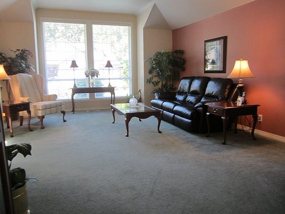 Living Room : High ceilings offer a open, airy feel.