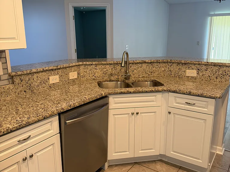 1680 Vista Lake Cir — Photo 4