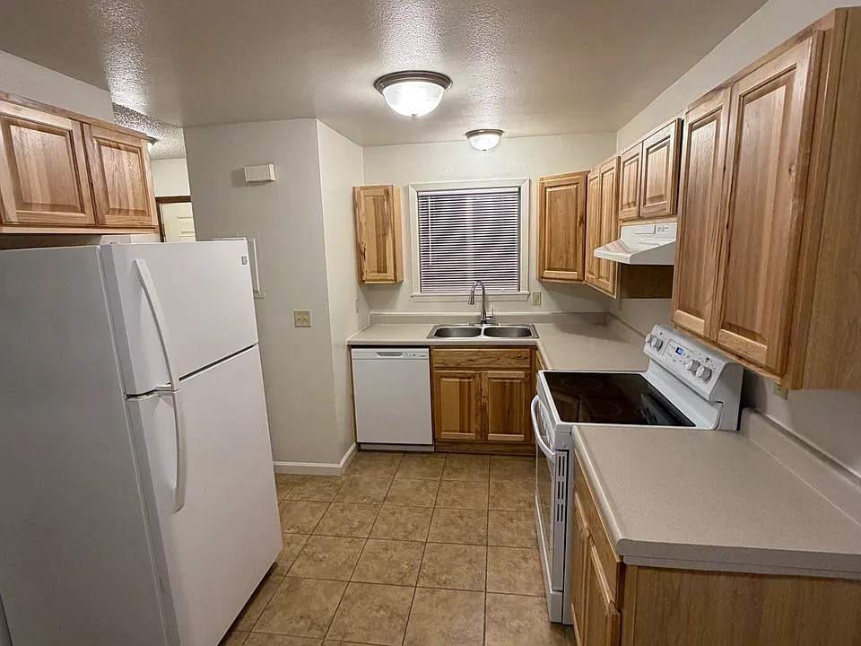 Updated Kitchen, New Range and Faucet