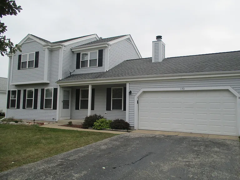 1161 Foxglove Ln — Photo 4