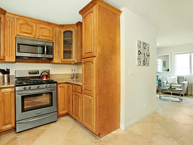 3424 Bellevue Ave — Photo 24