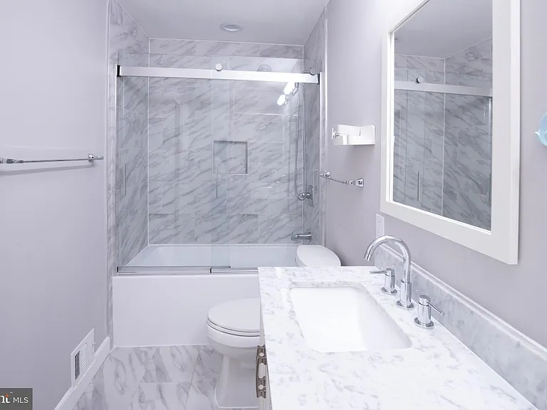 12138 Captiva Ct — Photo 18