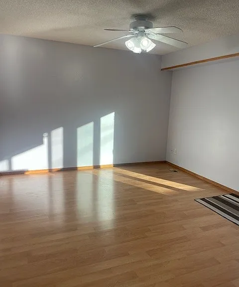 569 S Xenon Ct — Photo 3