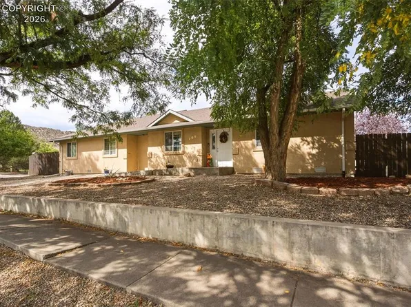 705 Fairview Ave, Canon City, CO 81212
