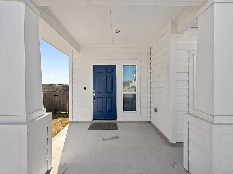 408 Black Opal Dr — Photo 5