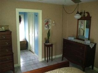4 Iadarola Ave, Milford, MA 01757
