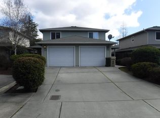 337 NE Cooper Dr, Grants Pass, OR 97526