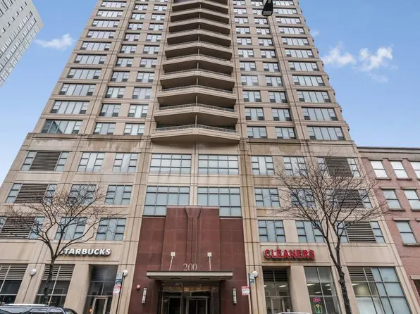200 N Jefferson St APT 2210, Chicago, IL 60661
