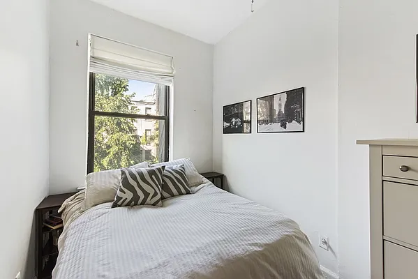 Sold by Nest Seekers International | media 10