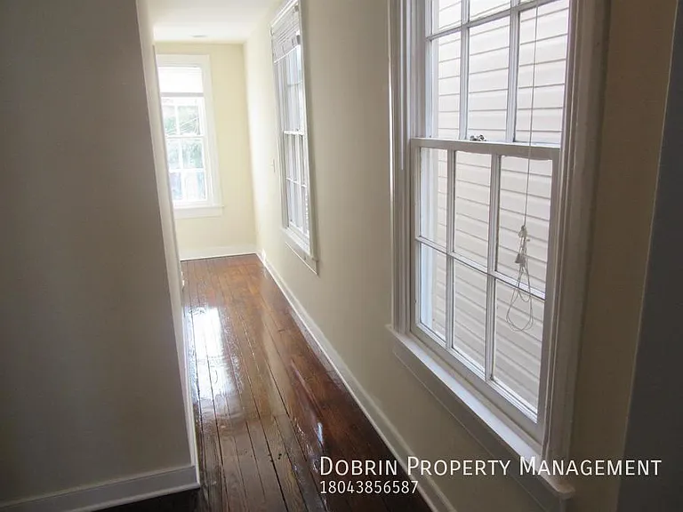 1307 W Clay St — Photo 6
