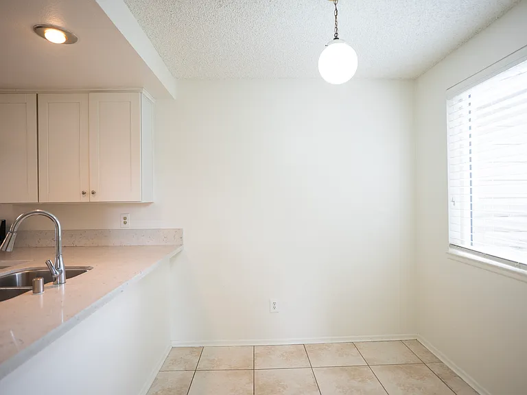 1511 Wailea St — Photo 5