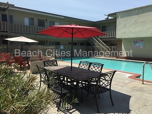 5th image of 3245 Santa Fe Ave APT 157