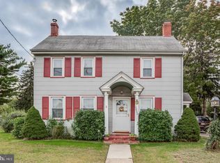 1050 Warren St, Beverly, NJ 08010