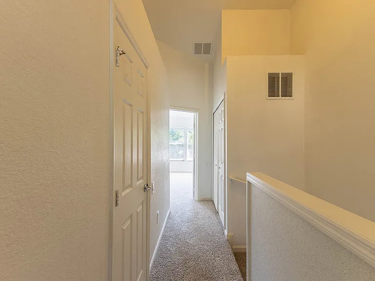 Stockton Dr — Photo 13