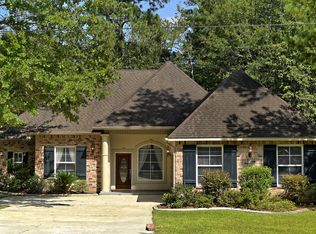 7326 Ahi Ct, Diamondhead, MS 39525