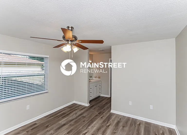 1513 Hendren Dr — Photo 7