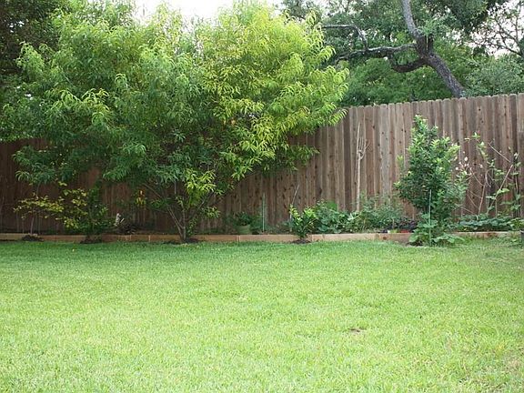 3rd image of 7714 Stephany Taylor Dr