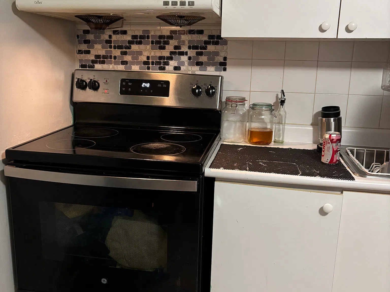 3 bed, 1300 sqft, $700 — Photo 3