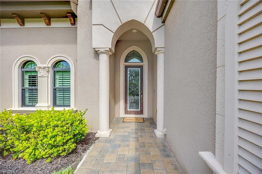 3 bed, 3.0 bath, 2046 sqft, $16,500 — Photo 3