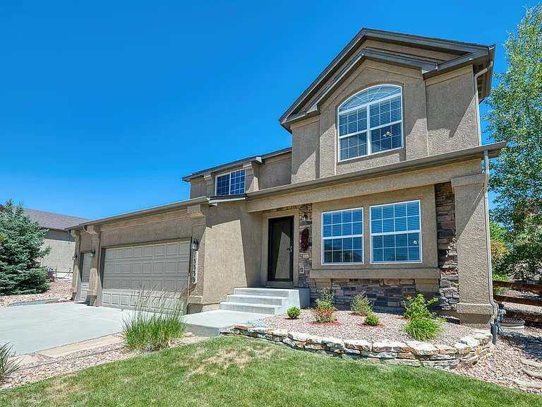 15539 Colorado Central Way — Photo 3